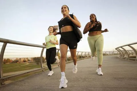 adidas lansirao nove tenisice za trčanje – Solar Glide 5