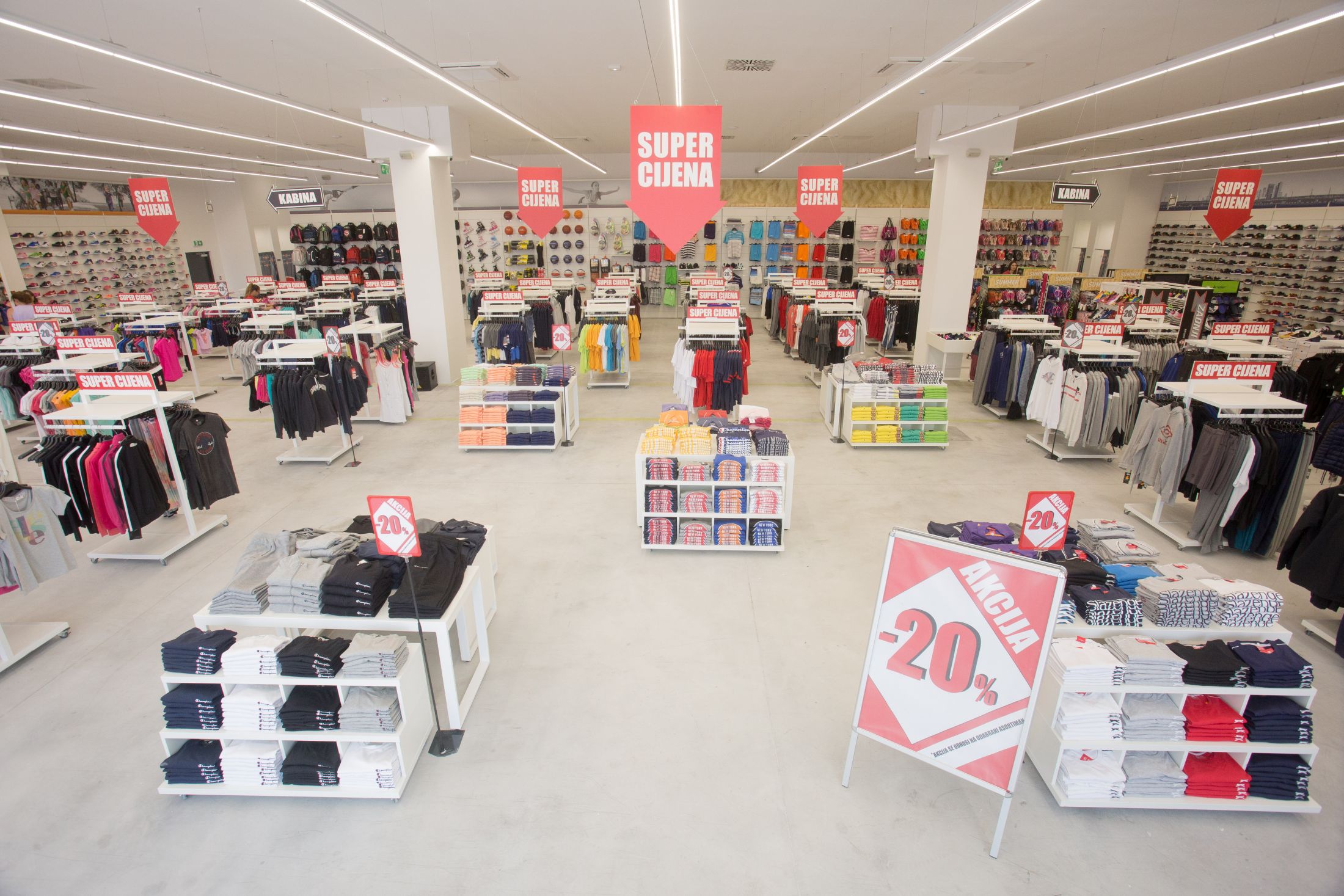 Otvoren najveći sportski outlet u Dalmaciji