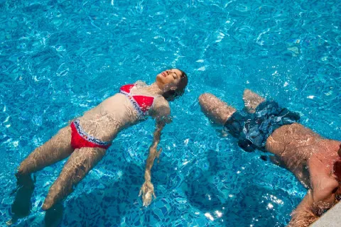 KUPAĆI KOSTIMI KOJE SVAKA ŽENA TREBA IMATI