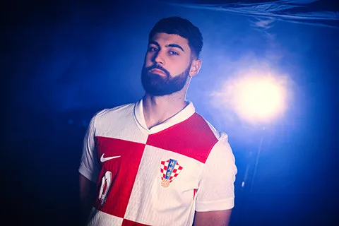 Novi dresovi Vatrenih za Vas su u Sport Vision trgovinama ekskluzivno dostupni od 21. ožujka!