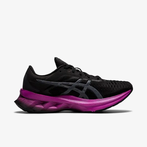 Asics NOVABLAST 
