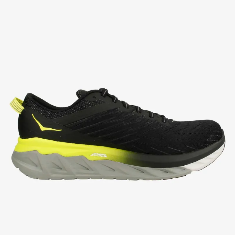 Hoka Arahi 4 