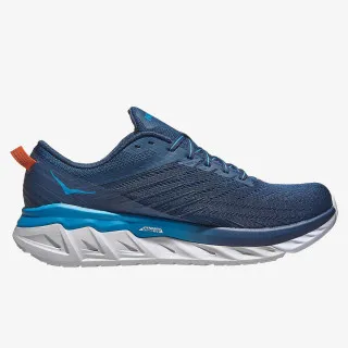 Hoka Arahi 4 