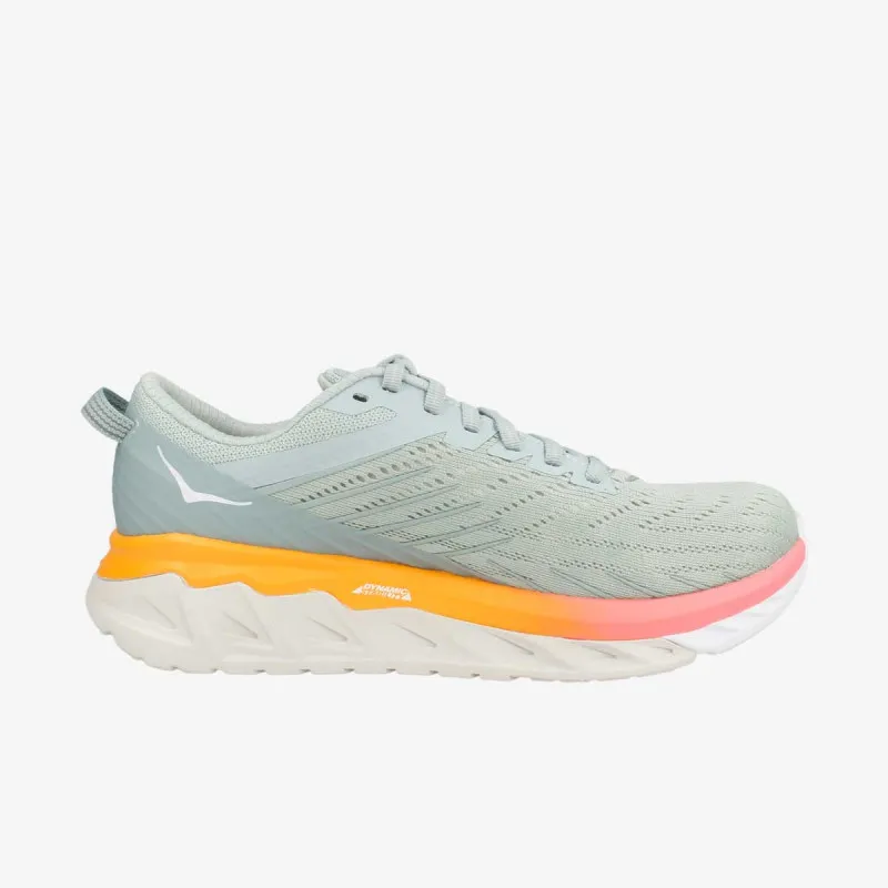 Hoka ARAHI 4 