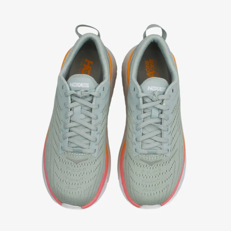 Hoka ARAHI 4 