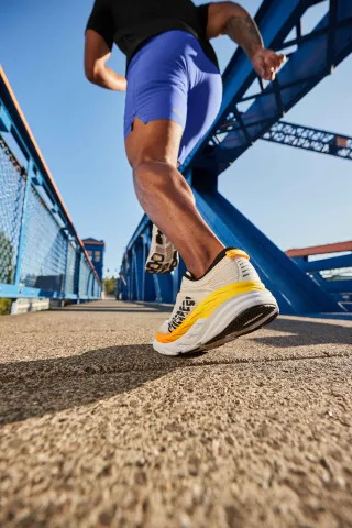 Hoka BONDI 7 