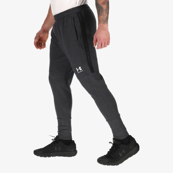 Under Armour Hlače Accelerate Off-Pitch Jogger 