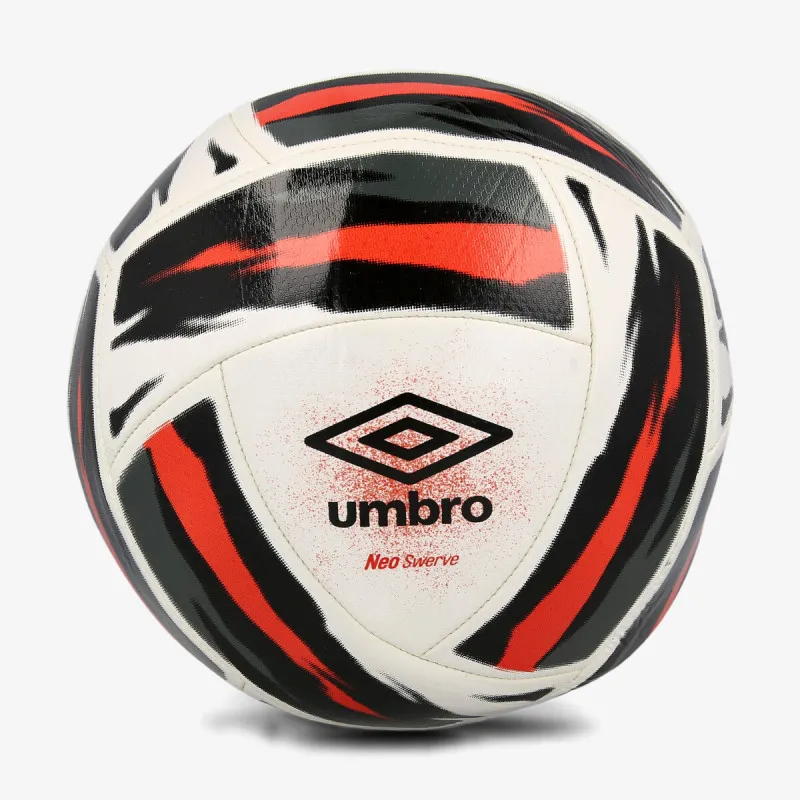Umbro NEO SWERVE 
