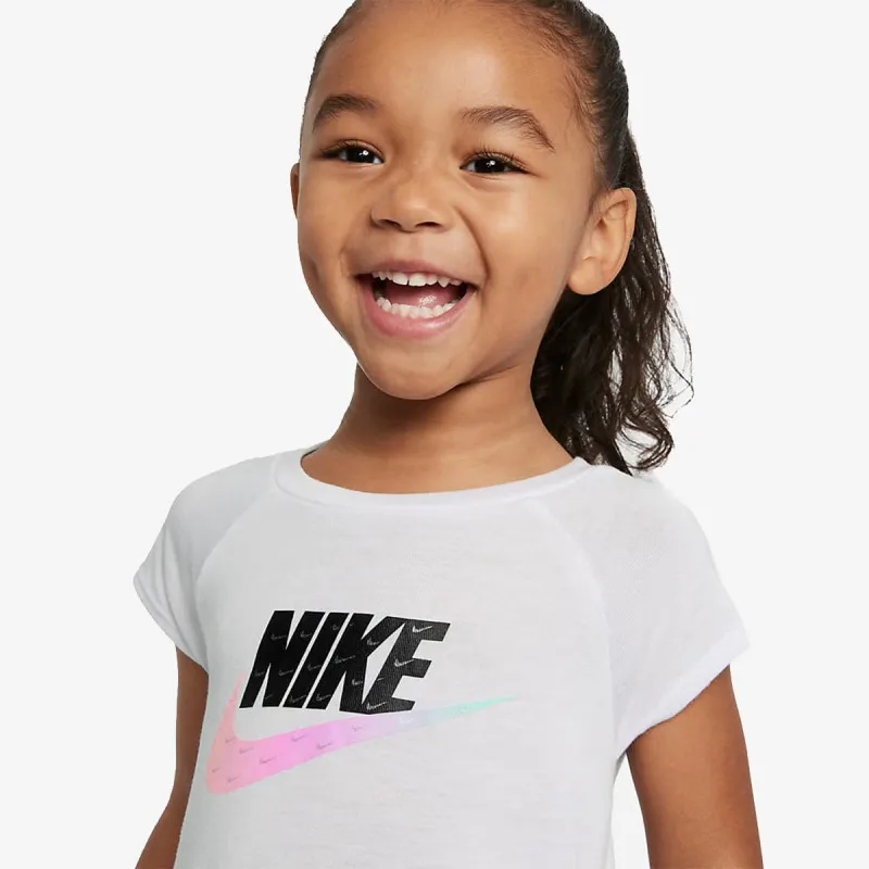 Nike ESSENTIALS 