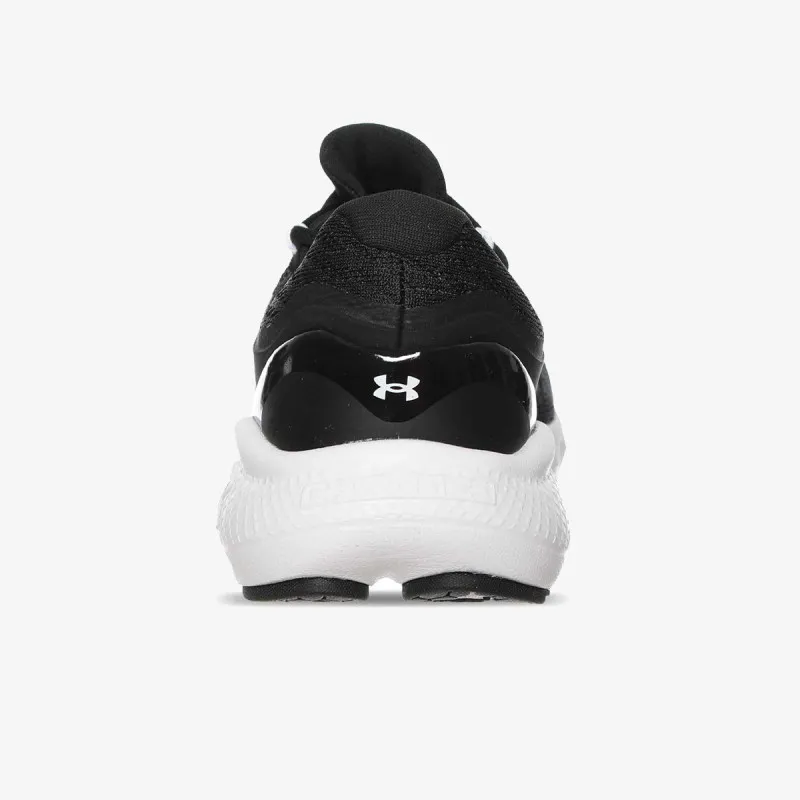 Under Armour Charged Vantage 