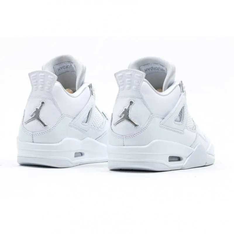 Nike AIR JORDAN 4 RETRO 