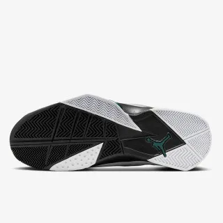 Nike True Flight 