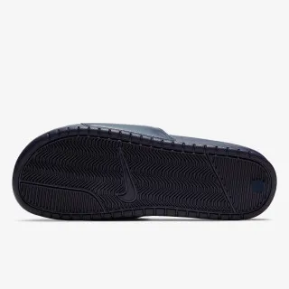 Nike BENASSI JDI 