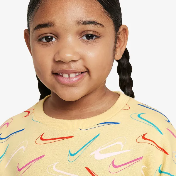 Nike Swoosh 