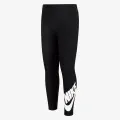Nike Sportswear Club 