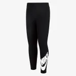Nike Sportswear Club 