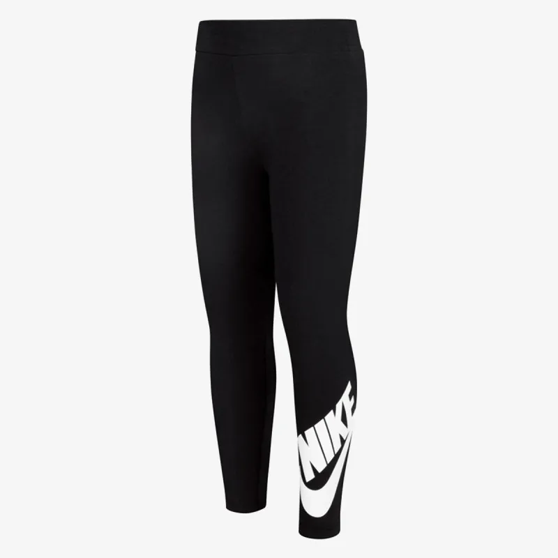 Nike Sportswear Club 