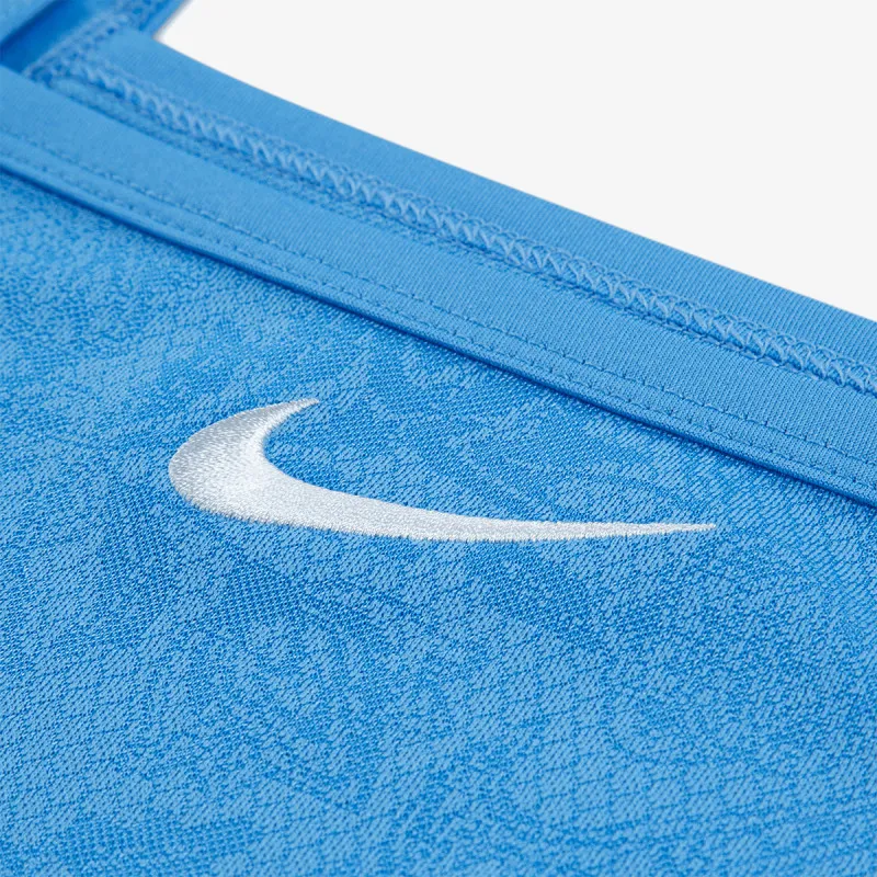 Nike Move With Nature 