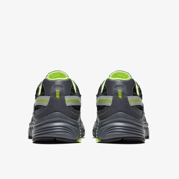 Nike Initiator 