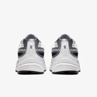 Nike Initiator 