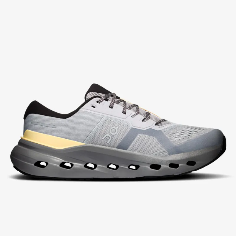 On Cloudrunner 3 
