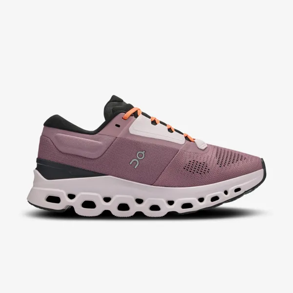 On Cloudstratus 3 