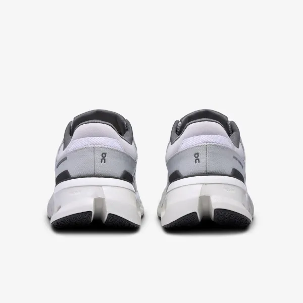 On CLOUDRUNNER 2 