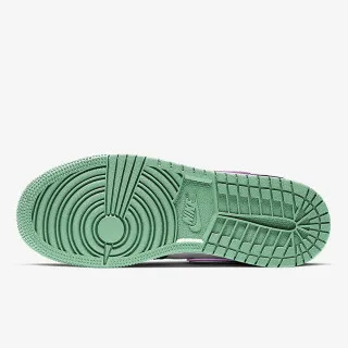 Nike AIR JORDAN 1 LOW BG 