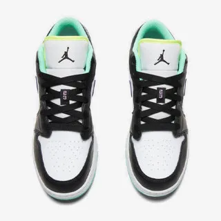 Nike AIR JORDAN 1 LOW BG 
