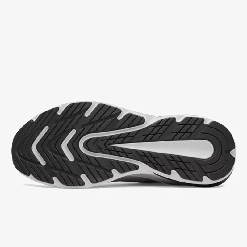 Under Armour UA Turbulence 3 