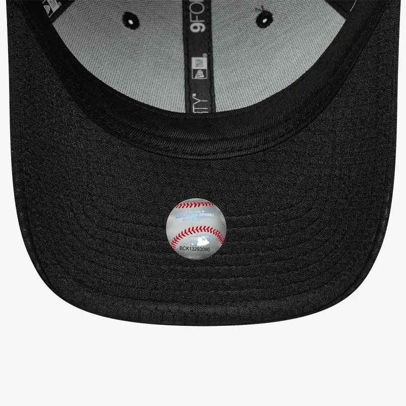 New Era FLAWLESS MESH 9FORTY® 