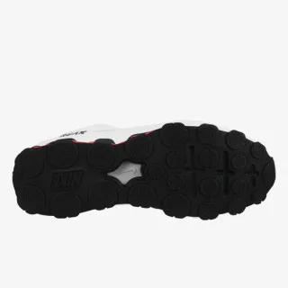 Nike REAX 8 TR MESH 
