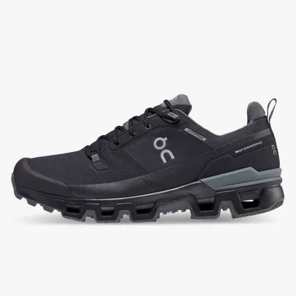 On Cloudwander Waterproof 