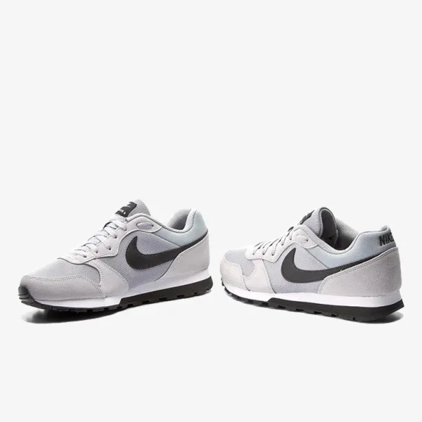 Nike Tenisice NIKE MD RUNNER 2 