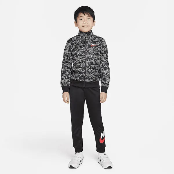 Nike Sportswear 