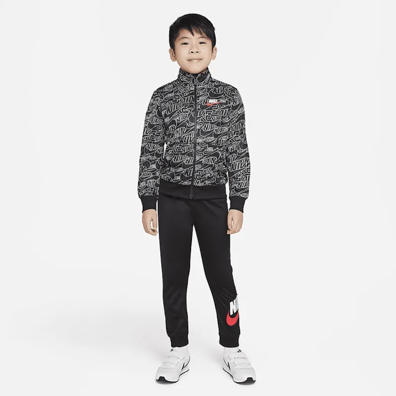 Nike Sportswear 
