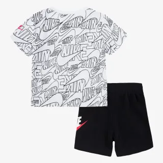 Nike Sportswear 