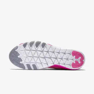 Nike WMNS FREE TR 6 