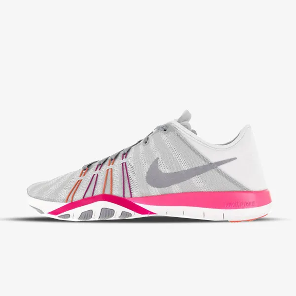 Nike WMNS FREE TR 6 