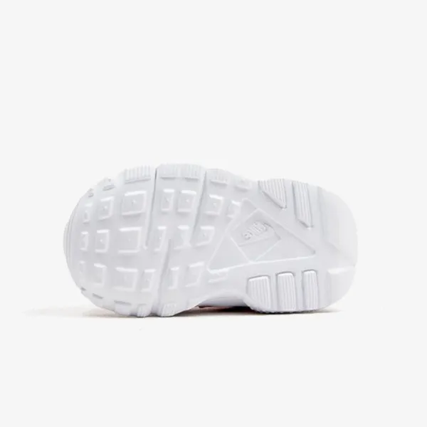 NIKE TENISICE NIKE HUARACHE RUN SE GT 