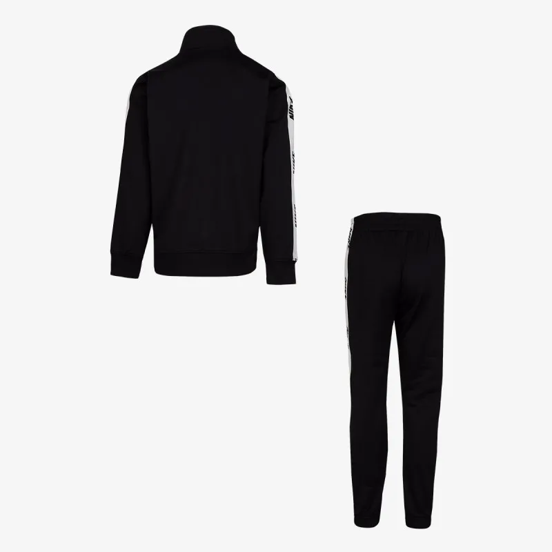 Nike Sportswear 