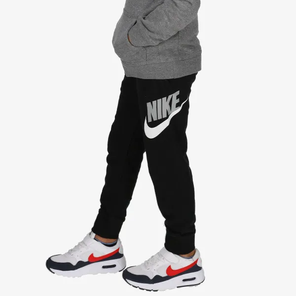Nike Club 