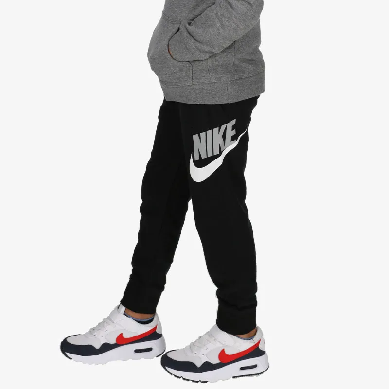 Nike Club 