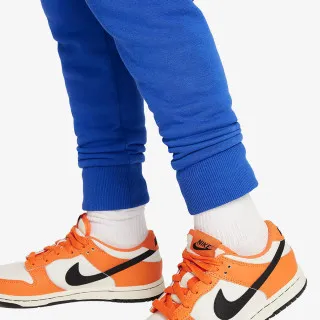 Nike Sportswear 
