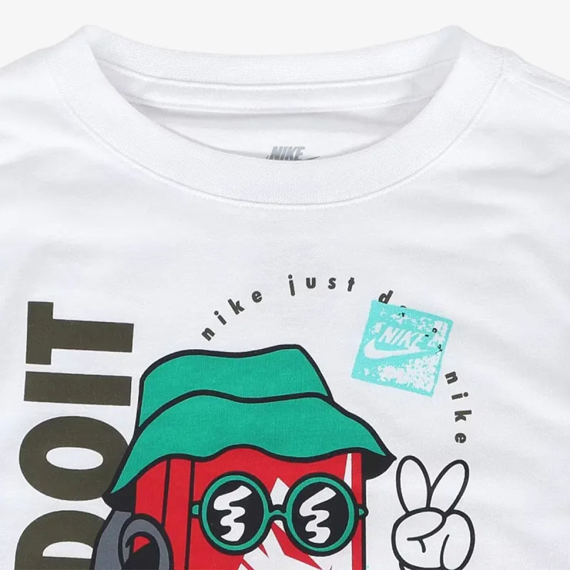 Nike Boxy Peace 