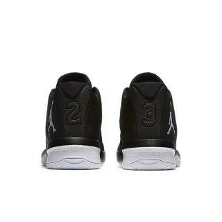 Nike JORDAN B. FLY 