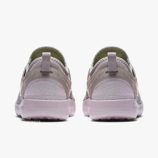 Nike WMNS FREE TR 7 PREMIUM 