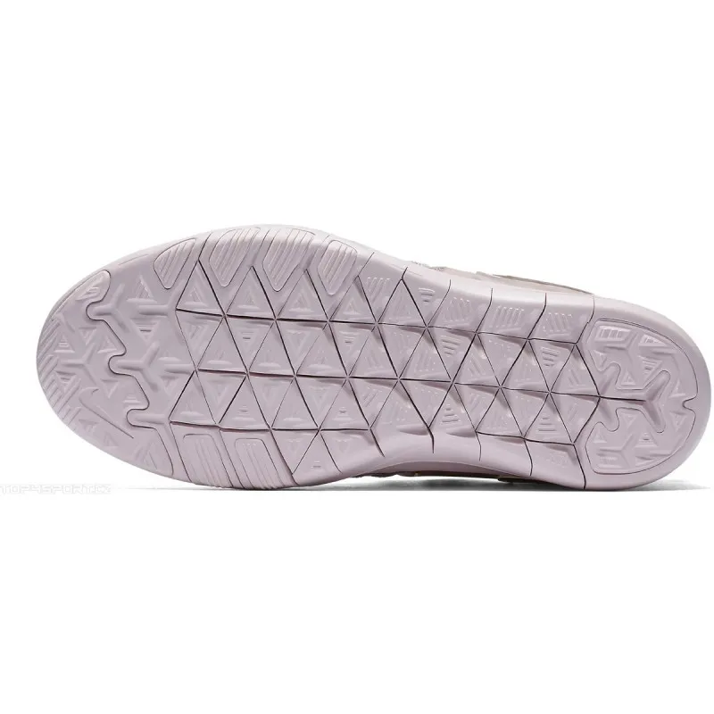 Nike WMNS FREE TR 7 PREMIUM 