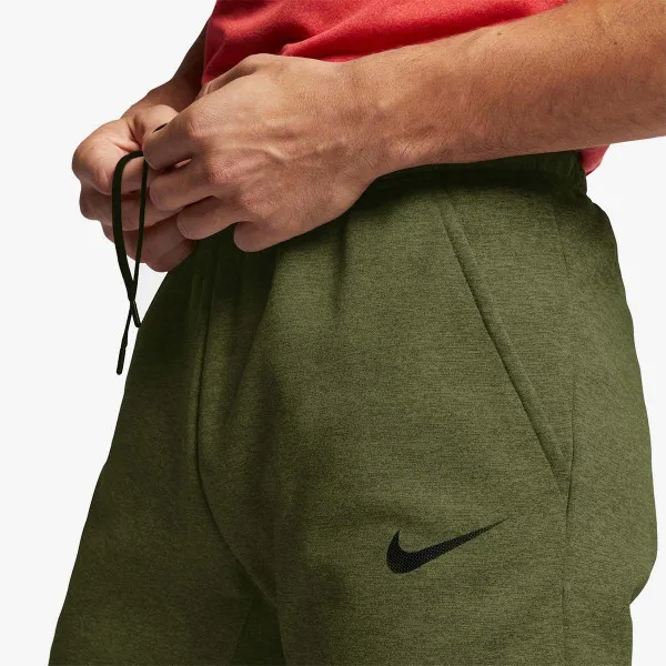 Nike Hlače Therma-FIT Tapered 