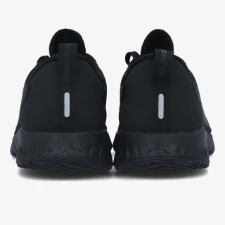 Nike LEGEND REACT 